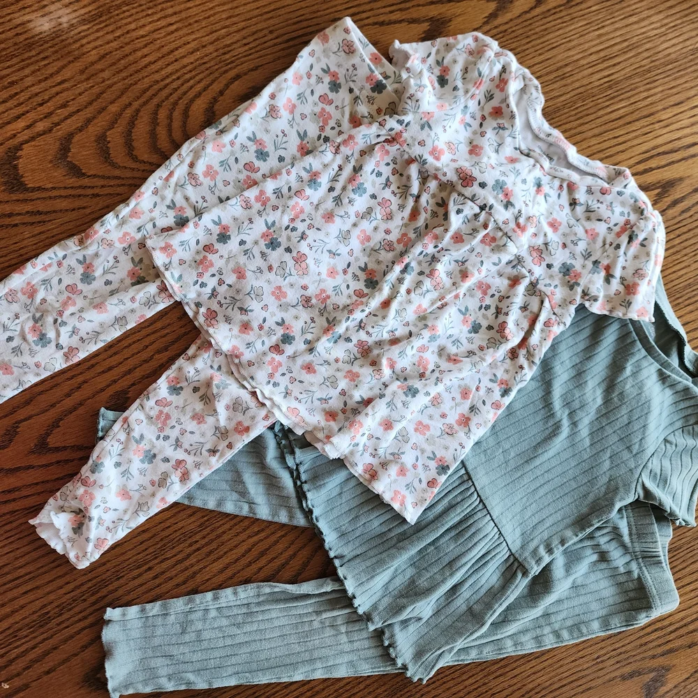 Carter's Toddler Matching Outfits - Picture 2 of 5